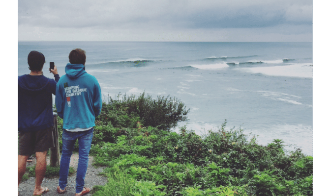 Où surfer au pays basque quand les vagues sont trop grosses